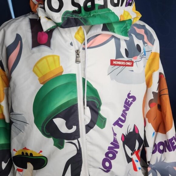 Members Only Looney Tunes Jacket - Picture 2 of 4